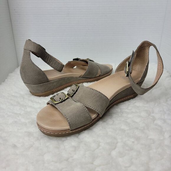 🔥DANSKO Astrid Nubuck Leather Buckle Wedge Sandals, Black  Dansko Astrid  Womens Size 8.5  Open Toe Tan Textured Nubuck LeatherStrappy